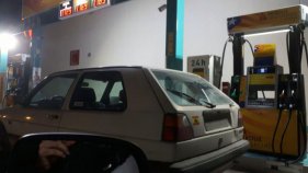 Denuncien que un cotxe va bloquejar la benzinera independentista de Torroella