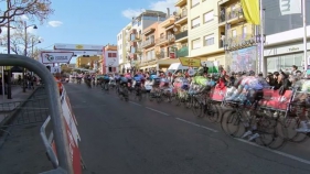 La Volta arriba a Sant Feliu amb un final d'etapa a l'esprint