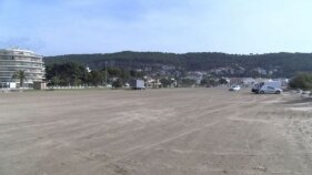 L'aparcament de la platja Gran de l'Estartit s'ha habilitat per tirar petards