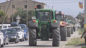 Pagesos i tractors demanen la llibertat de Dolors Bassa