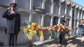 Les institucions gironines celebren la tradicional ofrena floral al president Josep Irla