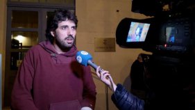 250 persones es concentren a Verges en suport a l'alcalde Ignasi Sabater