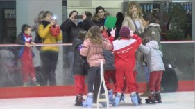 5.693 patinadors passen per la Pista de Gel de Palafrugell