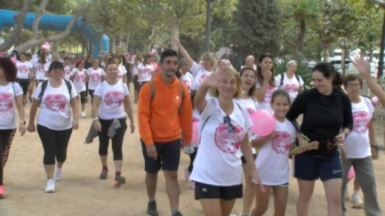 633 persones participen en la cursa solidària Corre per les mames
