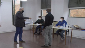 A la Bisbal s'han pogut mantenir els col·legis electorals habituals