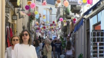 Begur en Flor omple els carrers d’art, sostenibilitat i activitats per a tots els públics