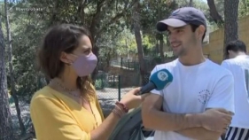 BEN TROBATS L'Efren i en David porten tota la vida estiuejant en un càmping de Begur