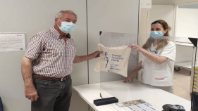 Bosses reutilitzables per reduir l'ús de plàstic a l'Hospital de Palamós