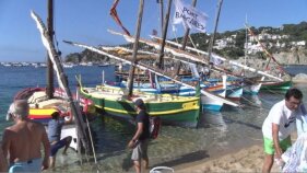 Calella de Palafrugell celebra la 30a trobada d'Embarcacions Tradicionals de Vela Llatina