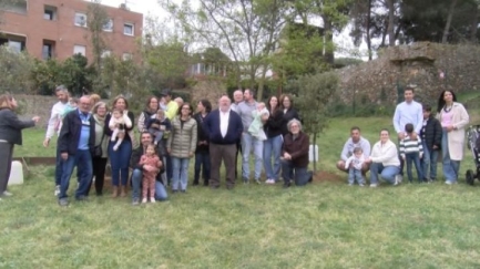 Calonge planta arrels de futur amb els nadons del 2025