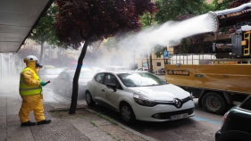 Canons aeronebulitzadors per desinfectar de COVID-19 els espais públics