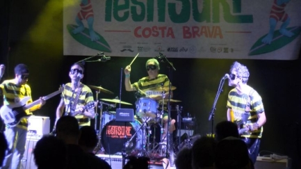 Castell d’Aro tanca una nova edició del FestiSurf Costa Brava amb rock’n’roll i surf