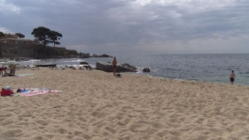 Catorze platges de la Costa Brava Centre lluiran la Bandera Blava aquest 2020