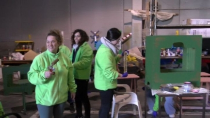 Coneixem de dins com la Colla Xulivert fa la disfressa per carnaval