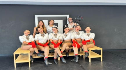 Coneixem La Fàbrica de la Dansa de Palamós i el grup que ha quedat cinquenes del món