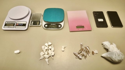 Detenen un home per dirigir un punt de venda de cocaïna en un pis de Sant Feliu de Guíxols