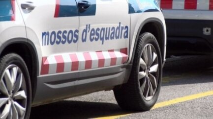 Detingut a la Bisbal d’Empordà per circular en sentit contrari i robar en un supermercat