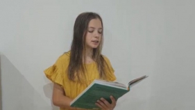 Deu escoles del Baix Empordà participen al Certamen de Lectura en Veu Alta en confinament