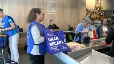 El Banc dels Aliments necessita llet i oli