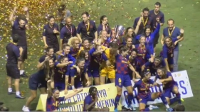El Barça femení atropella l'Espanyol i s'emporta la Copa Catalunya (4-0)