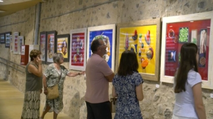 El Castell de Calonge acull una doble exposició de Modest Cuixart i Carles Piqueras