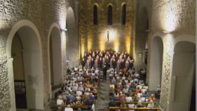 El Cor de Sant Petesburg eleva el cant a nivell celestial al Porta Ferrada