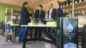 El delegat del Govern a Girona, Pere Vila, visita les instal·lacions del Trull Alenyà