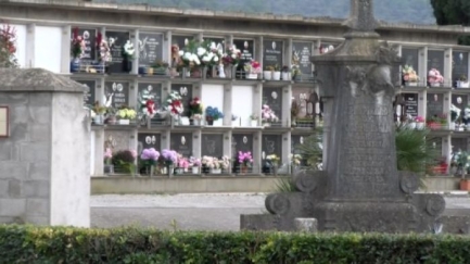 El govern de la Bisbal obre la porta a un tanatori municipal