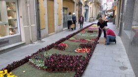 El Guíxols Flors torna a omplir de colors el nucli antic de la ciutat