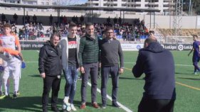 El jugador ganxó del Barça B Oriol Busquets estrena la gespa de Vilartagues