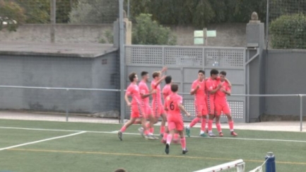 El Palamós CF torna al triomf amb una victòria sòlida al camp del Caldes de Montbui (0-2)