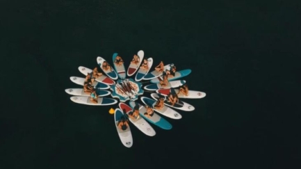 El Sup Yoga, una disciplina que es practica a la Costa Brava