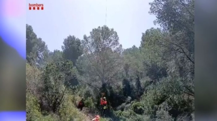 Els Bombers rescaten un home lesionat a la Cala Pedrosa
