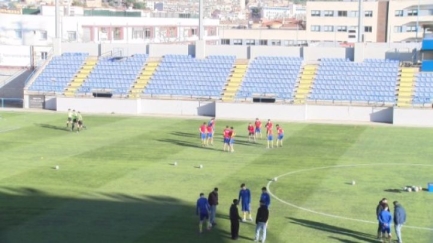 Els equips de la comarca reprenen la competició amb cites clau en futbol, hoquei i bàsquet
