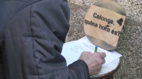Els veïns de Calonge recullen signatures per reparar el campanar de Sant Martí