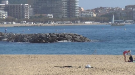 'Errors tècnics' en el projecte de l'Estat retarden les obres dels espigons de Sant Antoni