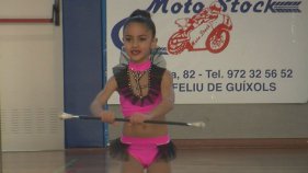 Exhibició de twirling a Sant Feliu prèvia als campionats