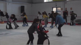 Gairebé 10.000 patinadors utilitzen les pistes de gel de Palafrugell i Platja d'Aro