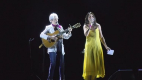 Joan Baez s'acomiada dels escenaris catalans al Festival Porta Ferrada