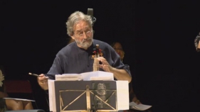 Jordi Savall inaugura el Festival de Torroella de Montgrí acompanyat de vint-i-set músics