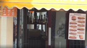 La càmera de vigilància del bar no va gravar la mort d'Albert Solà, ja que fou moguda