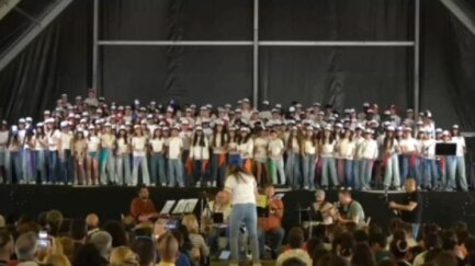 La cantaescola posa música al conte 'Fèlix, l'aventurer feliç'