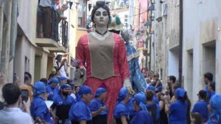 La cercavila gegantera, l'acte més festiu per celebrar Sant Genís