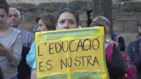 La comunitat educativa del Baix Empordà surt al carrer