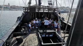 La Nao Victoria, una embarcació que ha fet la volta al món, visita el port de Palamós