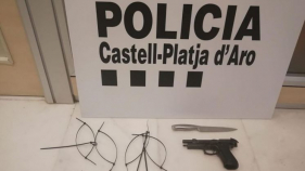 La Policia deté a Castell d'Aro dues persones per temptativa de robatori i tinença d'armes
