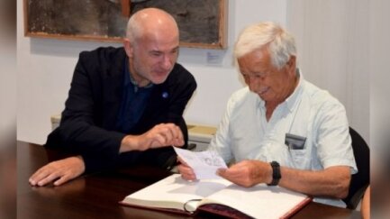 La UdG i Josep Pascual signen un conveni per difondre més de 60 anys de dades ambientals