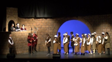 L’Agrupació Benet Escriba celebra 40 anys d’història amb teatre i records compartits