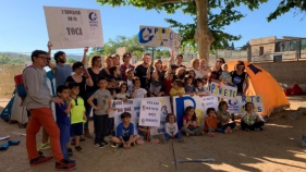 L'AMPA de l'escola Gaziel lluita per no perdre una línia de P3 amb una tancada indefinida