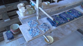 L'associació de ceramistes de la Bisbal prepara la I Binneal de ceràmica